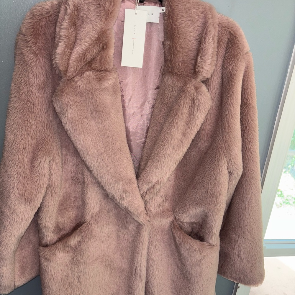 Lush Plush Teddy Jacket in Soft Pink